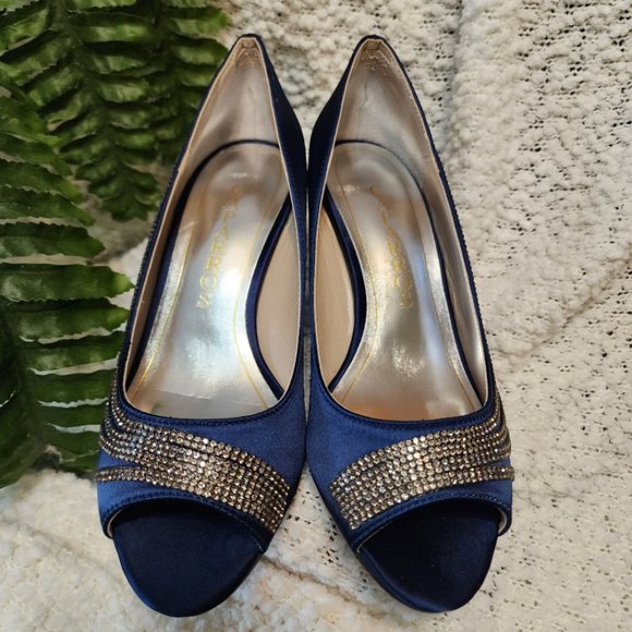 Caparros Womens Oz Peep Toe Classic Pumps, Blue Satin w/Silver Rhinestones 5.5M - Picture 3 of 16